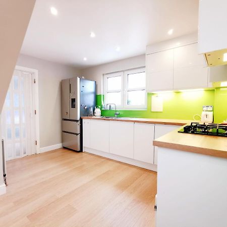 Modern And Spacious Double&King Bedrooms Both With Private Bathrooms Edinburgh Kültér fotó